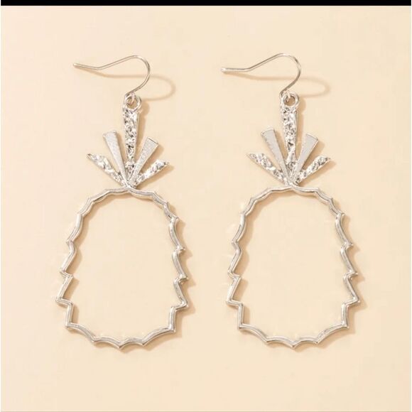 New HOLLOW PINEAPPLE DANGLE EARRINGS - Picture 6 of 8